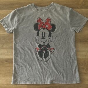 Disney Woman’s Minnie Mouse Graphic T-Shirt – XS- EUC